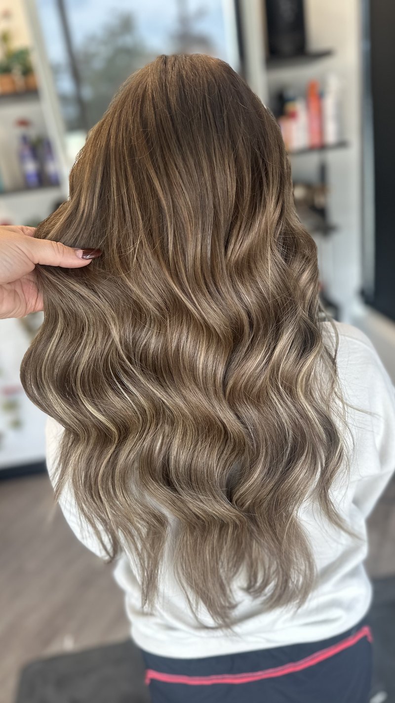 Bellami tape-in extensions by Marielle